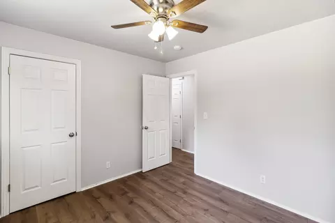 2079 Martian Way, Redding, CA 96002 photo 16