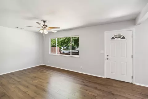 2079 Martian Way, Redding, CA 96002 photo 5