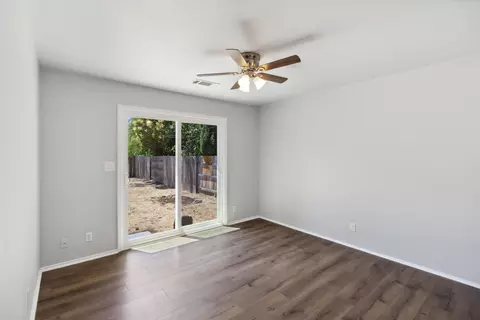 2079 Martian Way, Redding, CA 96002 photo 11