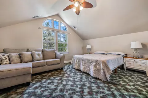 13688 Hilford Ln, Redding, CA 96003 photo 12