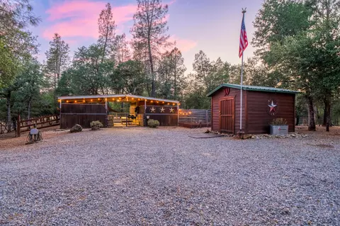 13688 Hilford Ln, Redding, CA 96003 photo 16
