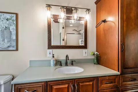 13688 Hilford Ln, Redding, CA 96003 photo 10