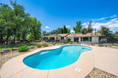 Exterior - 10141 Roadrunner Way, Redding, CA 96003 photo 1 of 4