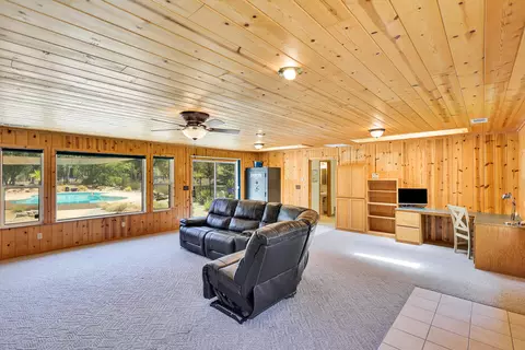 Living - 10141 Roadrunner Way, Redding, CA 96003 photo 2 of 2