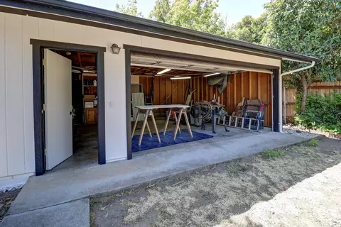2166 Washington Ave, Redding, CA 96001 photo 33