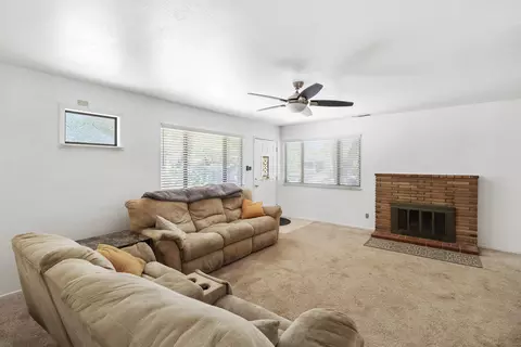 2166 Washington Ave, Redding, CA 96001 photo 6
