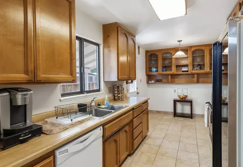 2166 Washington Ave, Redding, CA 96001 photo 14