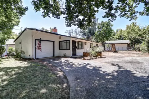 2166 Washington Ave, Redding, CA 96001 photo 2