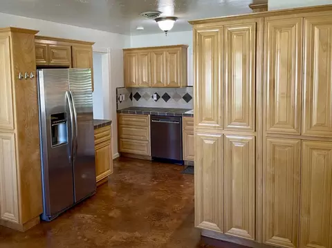 2535 Starlight Blvd, Redding, CA 96001 photo 5