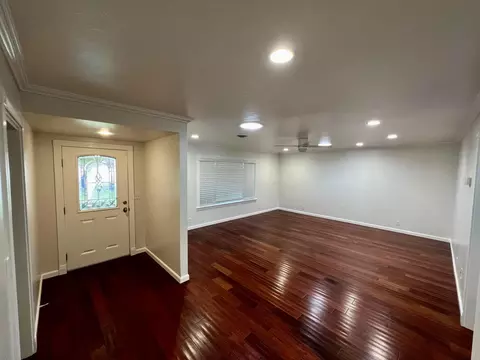 2535 Starlight Blvd, Redding, CA 96001 photo 2