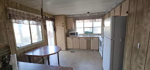 19981 Lynn Dr, Redding, CA 96003 photo 10