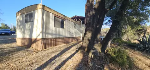 19981 Lynn Dr, Redding, CA 96003