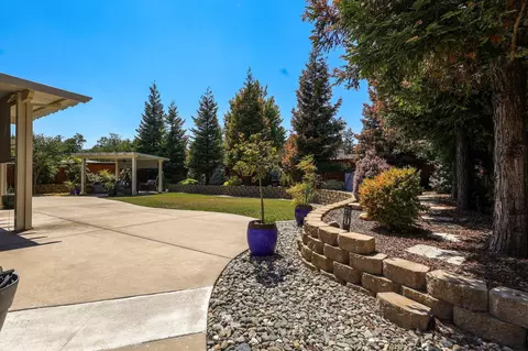 1128 Hope Ln, Redding, CA 96003 photo 33