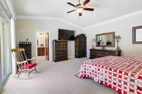 1128 Hope Ln, Redding, CA 96003 photo 6