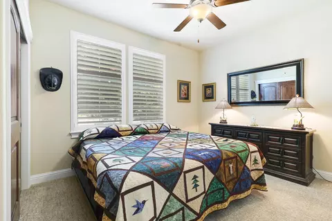 1128 Hope Ln, Redding, CA 96003 photo 10
