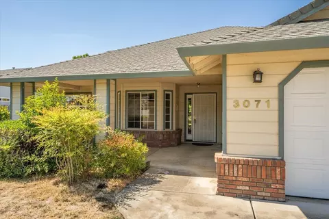 3071 Stonecrest Pl, Redding, CA 96001 photo 4