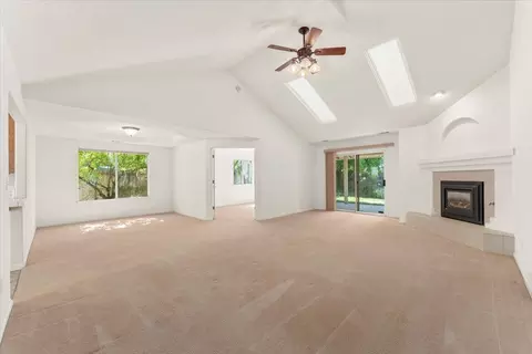 3071 Stonecrest Pl, Redding, CA 96001 photo 7