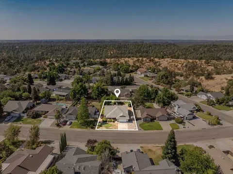 3071 Stonecrest Pl, Redding, CA 96001 photo 3
