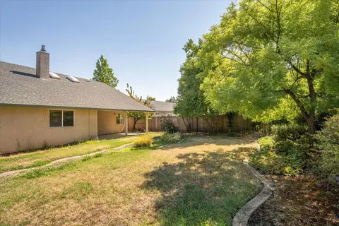 3071 Stonecrest Pl, Redding, CA 96001 photo 32
