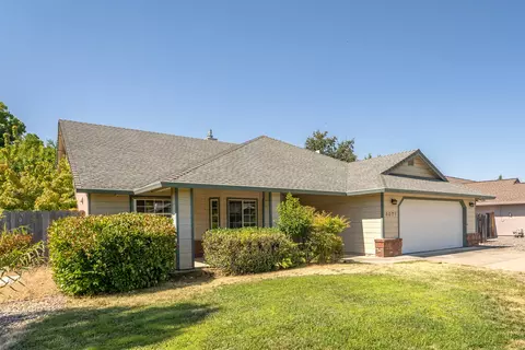 3071 Stonecrest Pl, Redding, CA 96001 photo 2