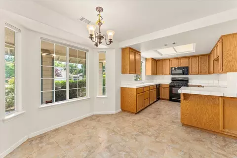 3071 Stonecrest Pl, Redding, CA 96001 photo 11
