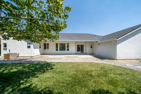 3909 Rainier Dr, Redding, CA 96001 photo 39