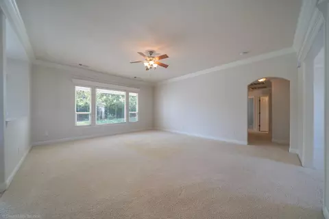 3909 Rainier Dr, Redding, CA 96001 photo 22