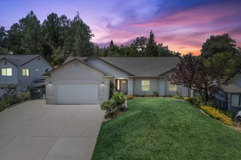 1958 Kinvarra Way, Redding, CA 96001