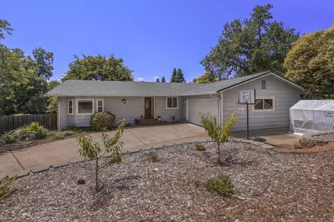 3736 Ricardo Ave, Redding, CA 96002
