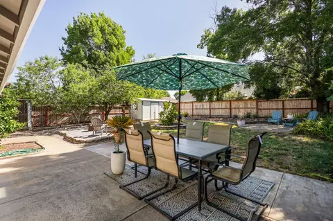 1573 Marigold Way, Redding, CA 96003 photo 20