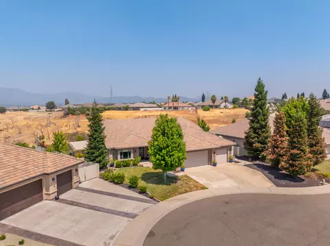 View/Area - 836 Coggins St, Redding, CA 96003 photo 1 of 12