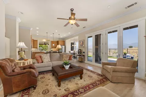 Living - 836 Coggins St, Redding, CA 96003 photo 3 of 6