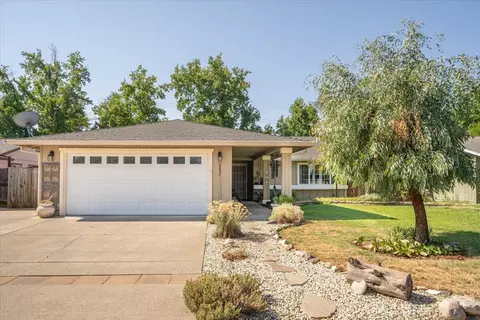 2647 Marvin Trl, Redding, CA 96001