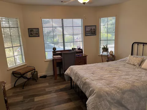 1962 Wineberry Path, Redding, CA 96003 photo 4