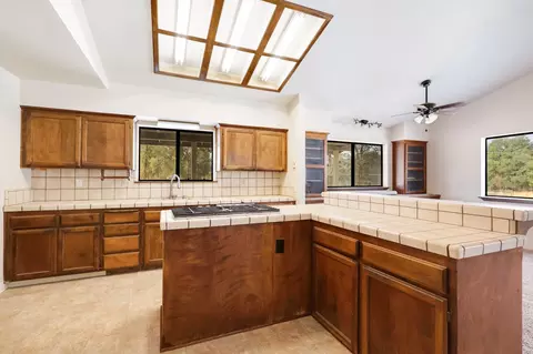 Kitchen - 21115 Oak Knoll Rd, Redding, CA 96003 photo 1 of 2