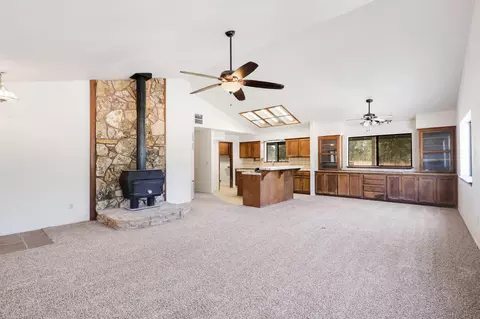 Living - 21115 Oak Knoll Rd, Redding, CA 96003 photo 2 of 2