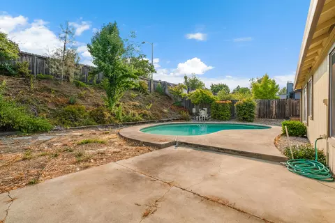 1032 Grouse Dr, Redding, CA 96003 photo 23