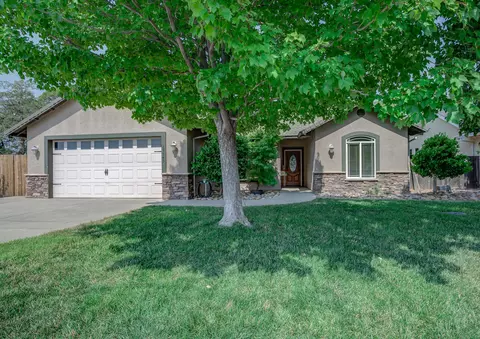 19145 Querido St, Cottonwood, CA 96022