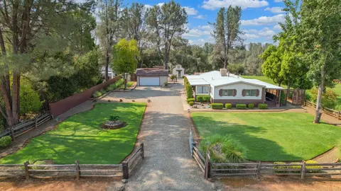 17251 Hawthorne Ave, Anderson, CA 96007