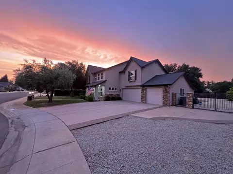 2992 Blue Horizon Dr, Redding, CA 96002 photo 32