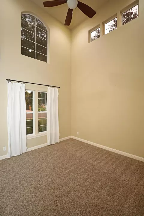 2992 Blue Horizon Dr, Redding, CA 96002 photo 5