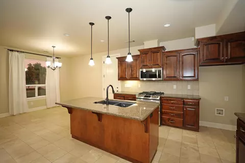 2992 Blue Horizon Dr, Redding, CA 96002 photo 9