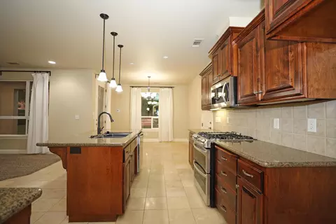 2992 Blue Horizon Dr, Redding, CA 96002 photo 11