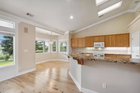 Other - 2286 Allegheny Ct, Redding, CA 96001 photo 3 of 10