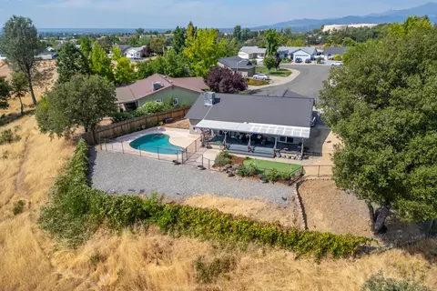 700 Covey Ct, Redding, CA 96002 photo 34
