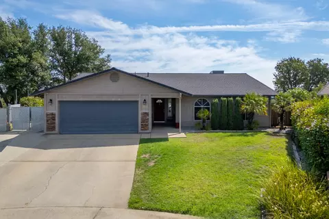 700 Covey Ct, Redding, CA 96002