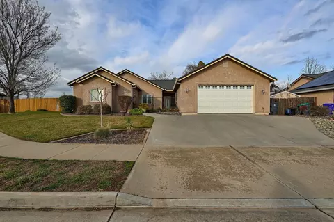Exterior - 2050 Greystone Ct, Red Bluff, CA 96080 photo 10 of 10