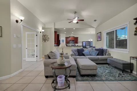 Living - 2050 Greystone Ct, Red Bluff, CA 96080 photo 6 of 7