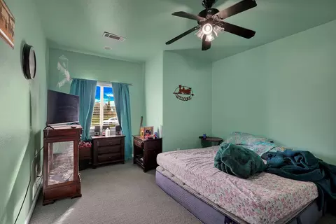 Bedroom - 2050 Greystone Ct, Red Bluff, CA 96080 photo 2 of 5