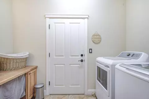 3641 Sacramento Dr, Redding, CA 96001 photo 16